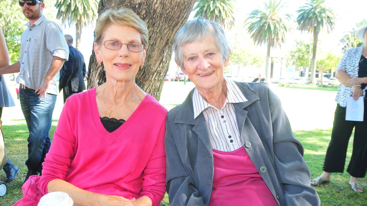 Judy Leydon and Fay Martin at the Anzac Day Commemoration Ceremony PHOTO: Cheryl Burke