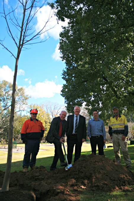 FIRST SOD: Dubbo Regional Council’s Ian Hodges, Michael Kneipp, Mark Riley and Ian McAlister, and Ian Bolond from Bolo’s Moving and Excavation. Photo: CONTRIBUTED