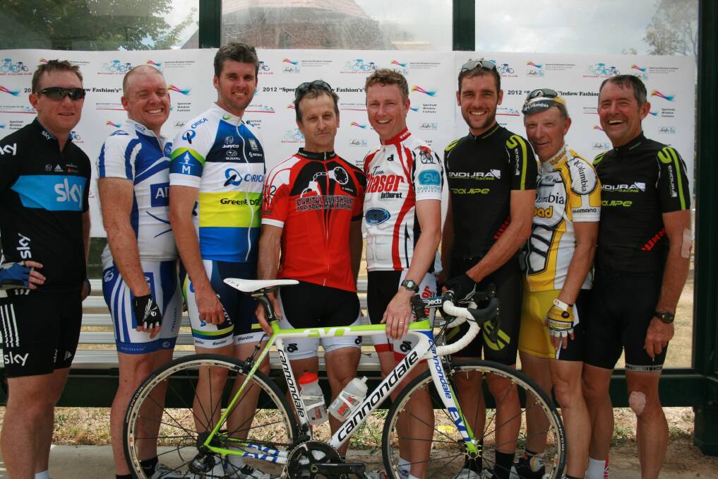 Team Tour winners (centre) Graham Peardon and Damien Bennett with second placed trio (right) of Dean Windsor, Steve Brilley and Bruce Goddard and third placed team (left) of Geoff Short, Rod Esdaile and Craig Eves.