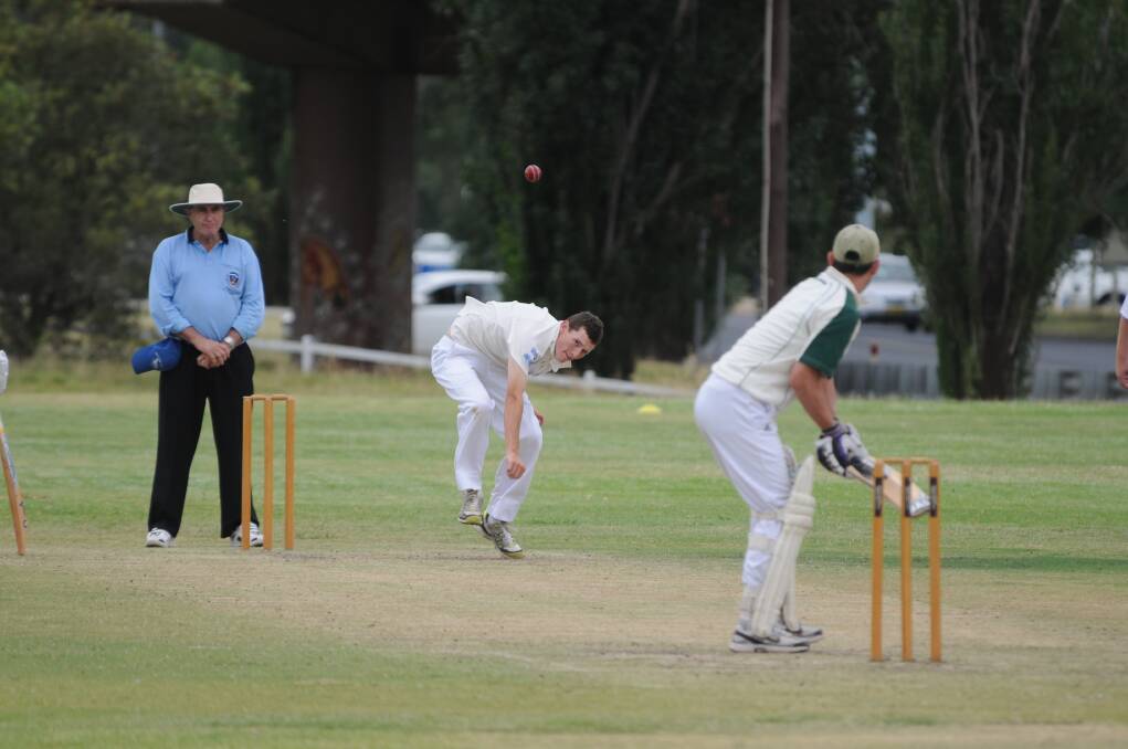 Cody Hannelly bowling for Macquarie during their win over CYMS on Saturday. 				      Photos: JOSH HEARD