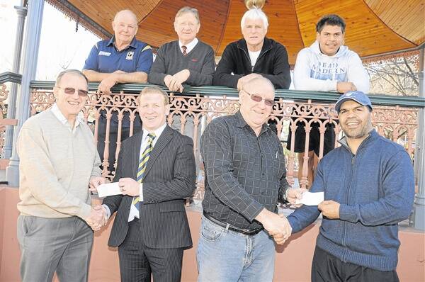 Dubbo CYMS Old Boys continued their support for local rugby league and the people and organisations involved in the game with presentations to the Men of League and Pacemakers: (front) Barry O’Connor and Martin Cook; Brian O’Sullivan and Warren Wilson; (back) Bob Pilon, Kel Brown, Chris Ferguson and Brayden Peachey.