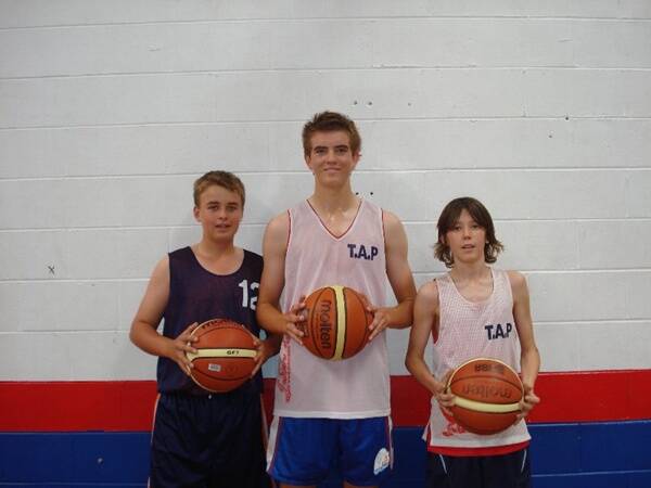 Luke Anderson (centre), a talented young Dubbo basketballer who will play in the Australian Junior Country Jamboree in January. With Luke is Alex Robinson and Andre Carter who will be part of the Academy of Sport basketball squad.