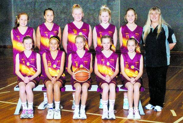 The Polding Catholic school girls side that won the NSW Primary Schools girls basketball championship: (back) Isabell Brierley, Demi Storch (St John’s Dubbo), Kirsty Trethowan (St Mary’s Dubbo), Bree Delaney, Eleanor Hewitt, Rebecca Rizzo (coach); (front) Amy Love, Lianna Gee, Cassidy McLean, Hanna Healey, Elizabeth Laurie.