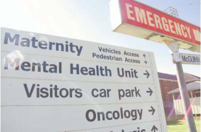 A long-time Dubbo medical practitioner has painted a sad picture of low morale at Dubbo Base Hospital.