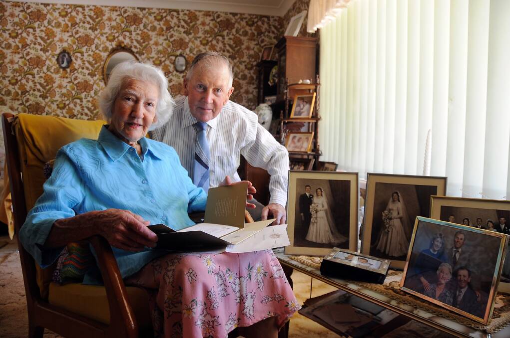 Dorothy and Claude Ridge celebrated their diamond anniversary with letters of congratulations from the Queen and other dignitaries from around Australia. 
 		  Photo: BELINDA SOOLE