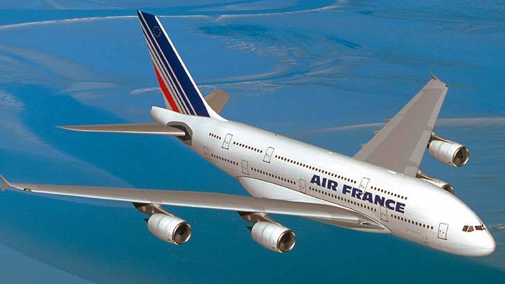 Air France passengers were asked to 'chip in' to refuel in Damascus.