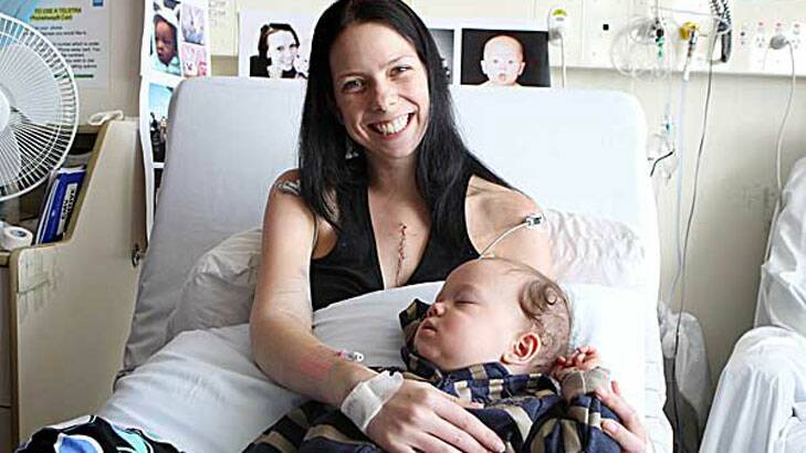 Leonnee Pinchen-Martin with Levi in St Vincent’s Hospital in Sydney following her successful heart transplant.