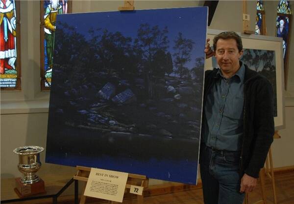 Mortimore Art Prize co-ordinator Mike Coward with the 2009 winner, Like Starlight on Dark Waters, painted by Leura artist Neil Taylor.