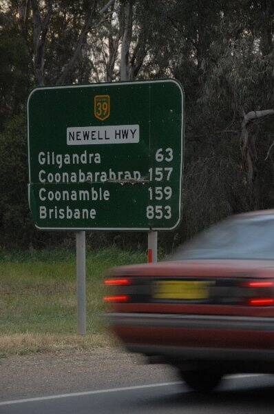 An RTA proposal to drop speed limits on the Newell Highway has politicians split on its possible effectiveness.