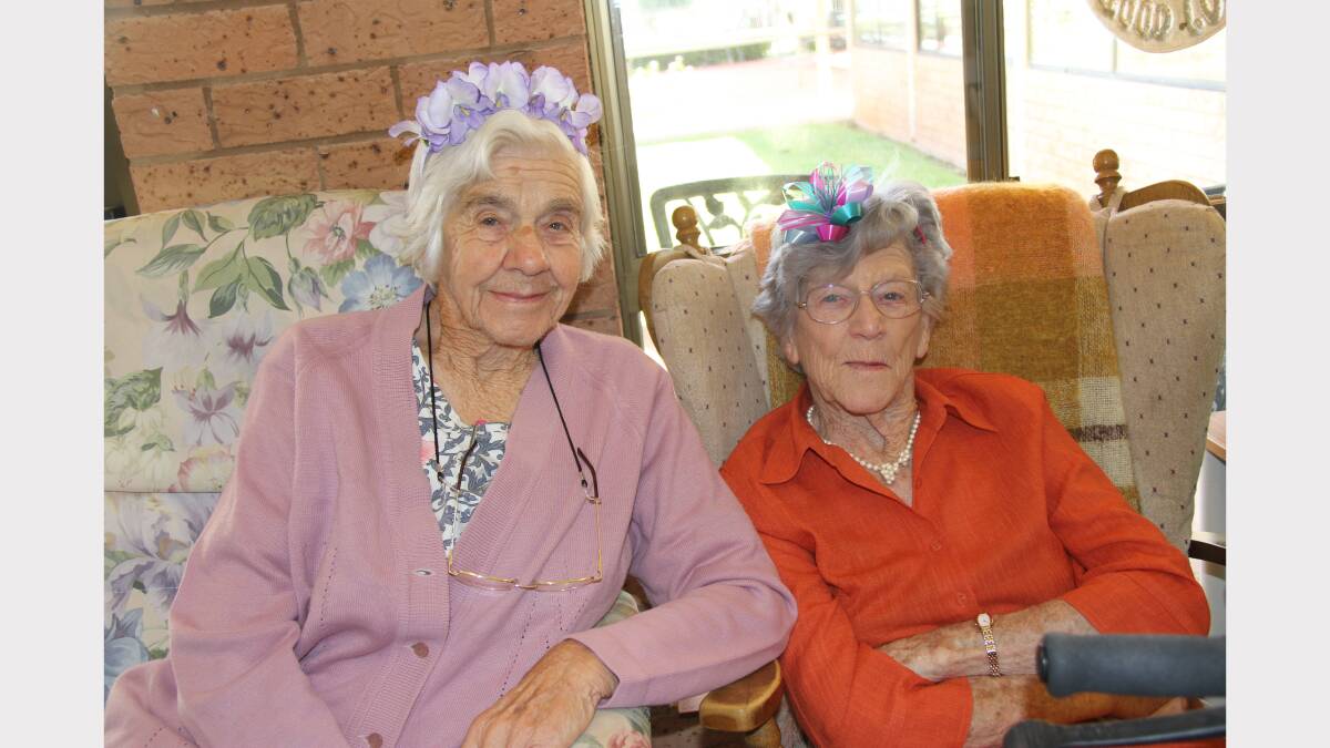 Wellington's Maranatha House residents Anne Donovan and Beryl Wilson were all dressed up for the cup. 