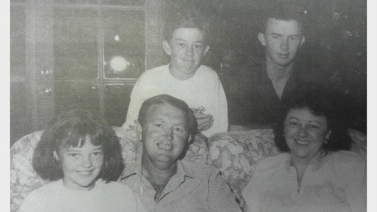 #TBT JANUARY 1993: The Allan family, Andrew and Nigel (back) with Elizabeth, Paul adn Robin (front)