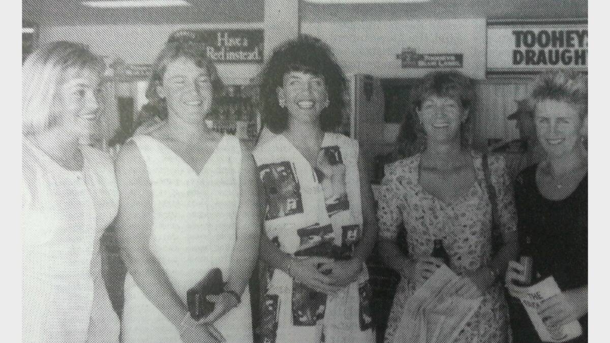 JANUARY 1993: Amongst the racegoers at the meeting held in Dubbo last Saturday were Caroline Heyqood, Melissa Dickson, Ann Nelson, Lisa McDonnell and Kerrie Williams. 