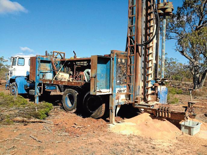LIGHTNING RIDGE: Opal prospecting at Lightning Ridge is increasing and there is a much more positive attitude on the fields than there has been for many years.