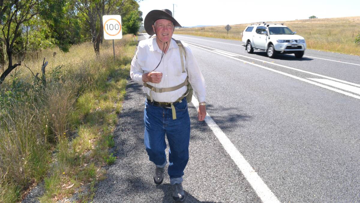 Malcolm Brown braves the Great Western Highway near Bathurst. Photo: Chris Seabrook. 