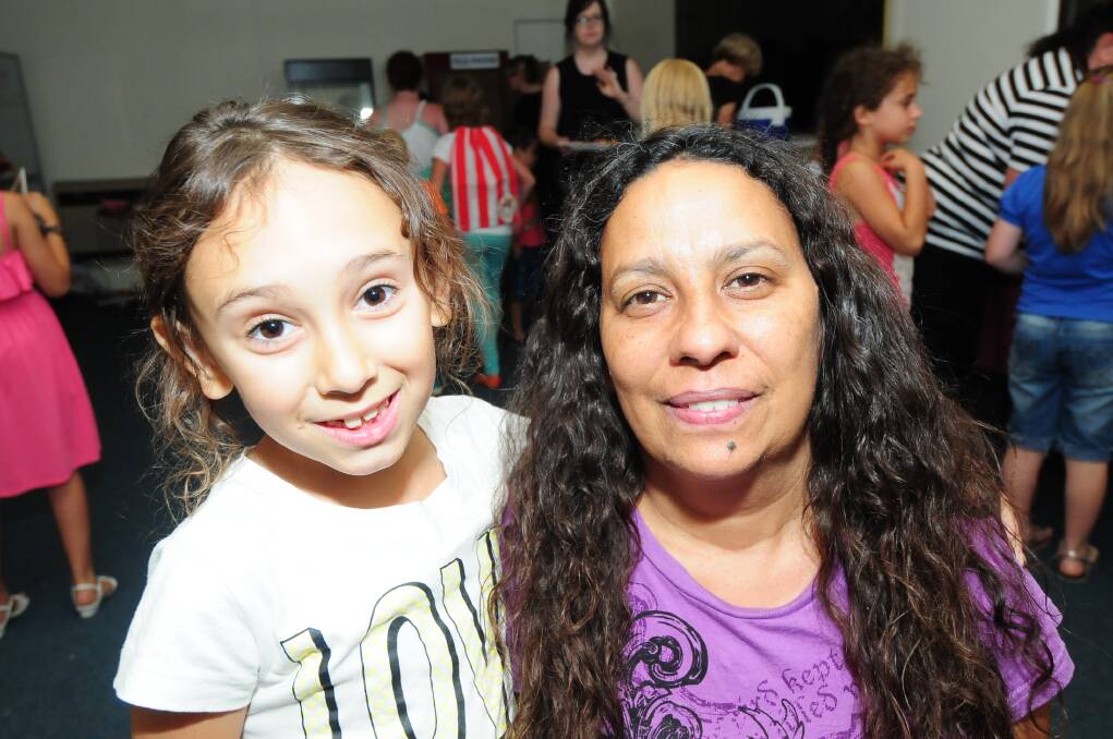 SUMMER READING PROGRAM: Terri-Lee Rankmore with her mother Janite Barker. Photo: LOUISE DONGES. 