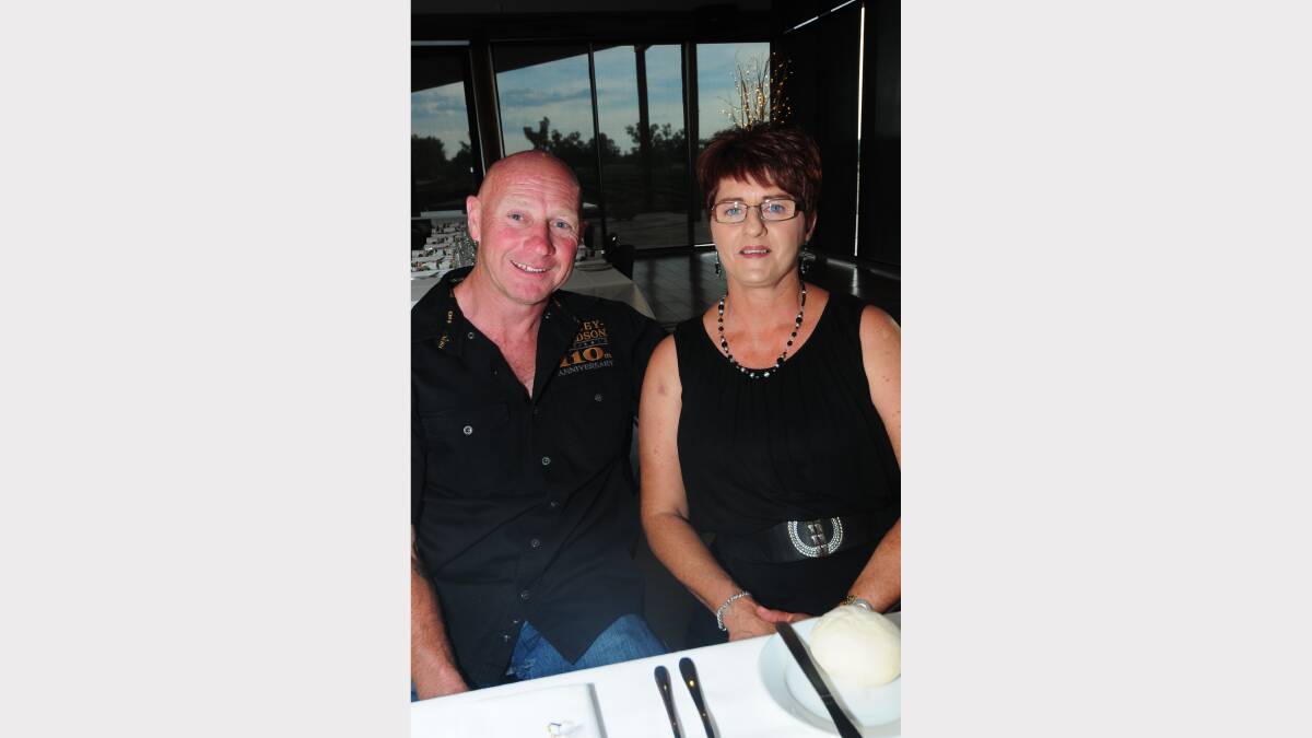 DUBBO BASE HOSPITAL CHILDREN'S WARD CHRISTMAS PARTY: Tracy and Dave Berny