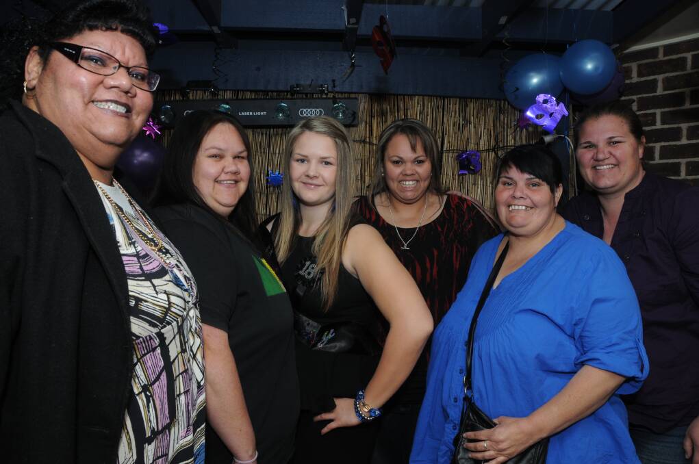 Barb Peachey with Shelly, Brittany, Kristy and Marcia Hill and Jody South