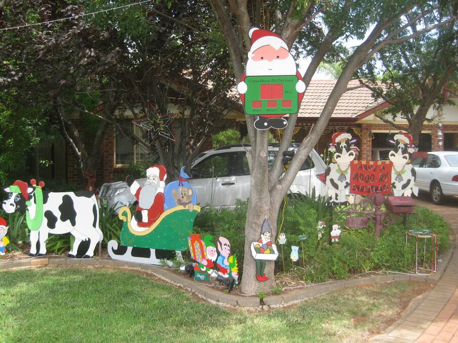 Some contributed photos of a Christmas lights display from Dubbo.