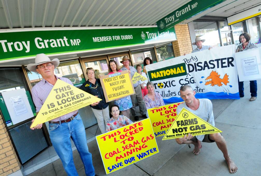 Coal seam gas protesters from Coonamble raised their concerns with Member for Dubbo Troy Grant yesterday. 					Photo: LOUISE DONGES