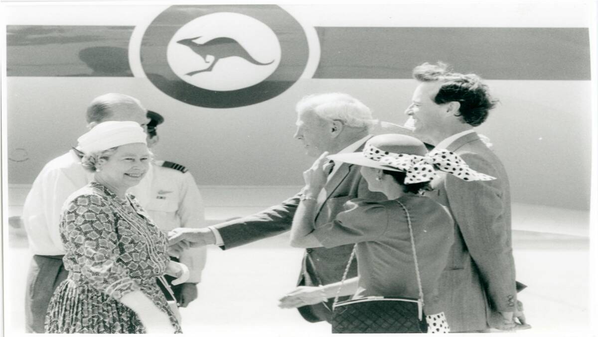 Gerry Peacocke (centre right) greeting Queen Elizabeth and the Duke of Edinburgh on their visit to Dubbo.