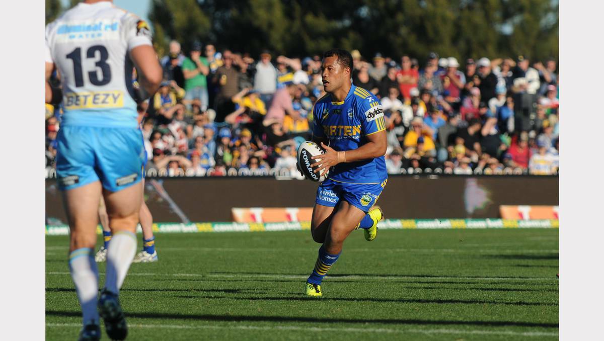 MUDGEE: Scenes from the game at Glen Willow between the Parramatta Eels and Gold Coast Titans. Photo: SANDY SMITH