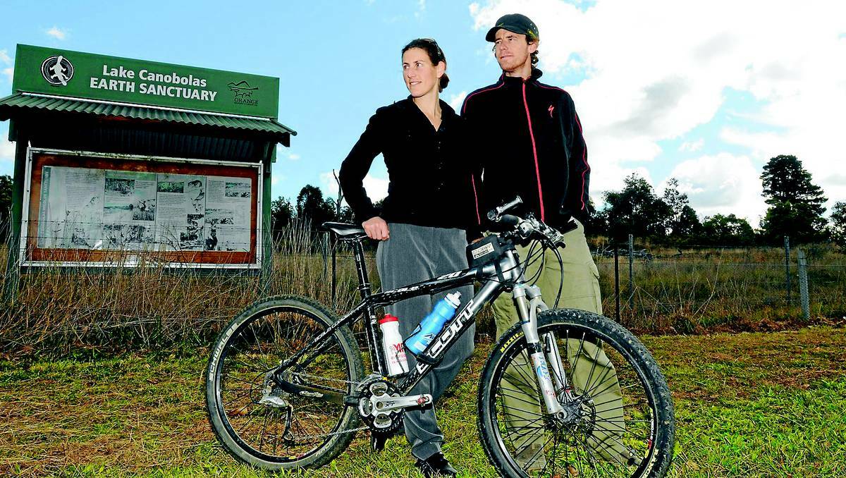 ORANGE: Kate Heynes and Rodney Farrell of Central West Off Road Bike Club are excited about building a mountain bike trail at Lake Canobolas earth sanctuary. Photo: Steve Gosch0528bikes
