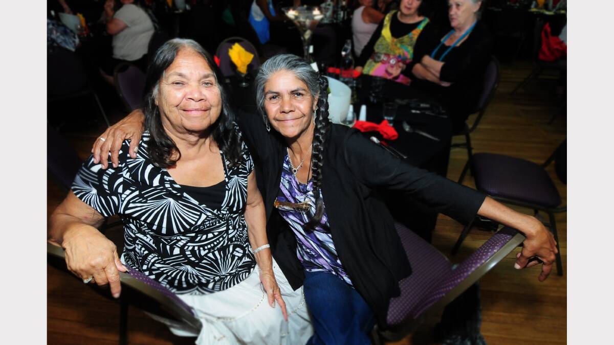 Iris Fernando and Joy Simpson at the official dinner. 