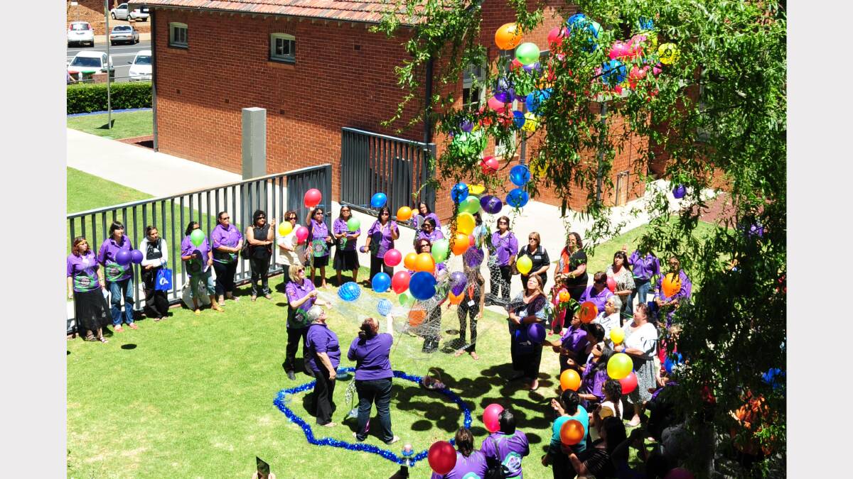 Releasing balloons at the conclusion of the Central West and Murdi Paaki Aboriginal Women's Gathering.