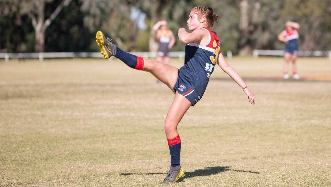 FOCUSED: Dubbo Youth Girls player Tamika Frankham in action on the weekend. Photo: KATIE HAVERCROFT PHOTOGRAPHY