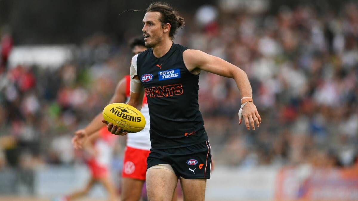 HUMBLE: GWS Giants gun Phil Davis is among the club's players who are part of the community camps this year. Picture: GWS GIANTS
