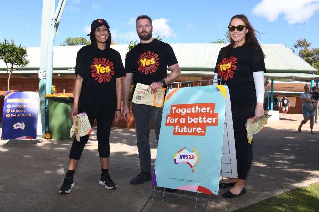 Kuki Sangha, Pat Caldwell and Sherie Phelps campaigning for 'Yes' at Dubbo South Public School. picture by Amy McIntyre
