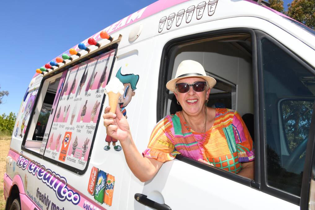 'The best gig of all': Meet Dubbo's ice cream queen, Kath Spicer