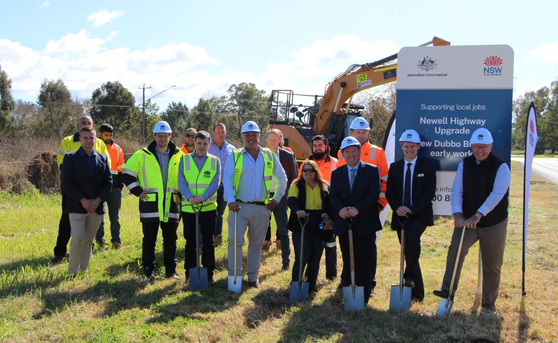Federal member for Parkes Mark Coulton (right), State Member for Dubbo Dugald Saunders (third from right) and Dubbo Regional Mayor Mathew Dickerson (second from right) pictured with representatives from Transport for NSW and Abergeldie at the sod turn for the Brisbane and Darling streets intersection upgrade, to mark the start of the New Dubbo Bridge Project. Picture: Supplied 