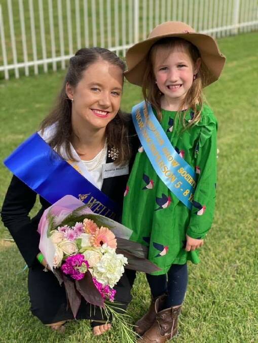 Wellington's Miss Showgirl 2021 Amelia Bryant with a Tiny Tot winner. Picture supplied