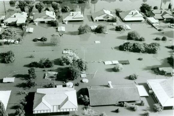 The flood in 1990 submerged homes in Nyngan. Picture by ACM File