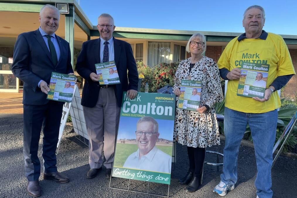 EARLY MORNING. At Cobra St pre-poll centre, Michael McCormack, Mark Coulton, Robyn Coulton, and volunteer Phil Knight. PICTURE: ELIZABETH FRIAS