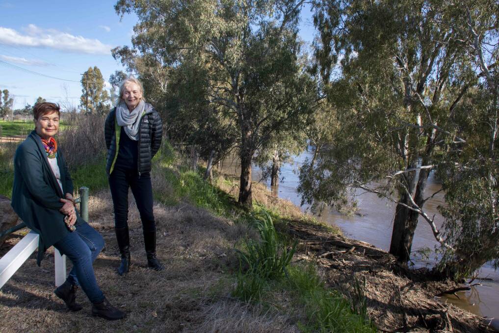 Dubbo residents Margaret McDonald and Jill Cross-Antony at the southern end of Regand Park on Tamworth Street overlooking the Macquarie River. Picture by Belinda Soole