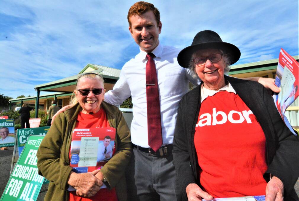 STALWARTS SUPPORT: Jack Ayoub's volunteers include Labor stalwarts Diane O'Brien (R) and Dianne. PICTURE: ELIZABETH FRIAS