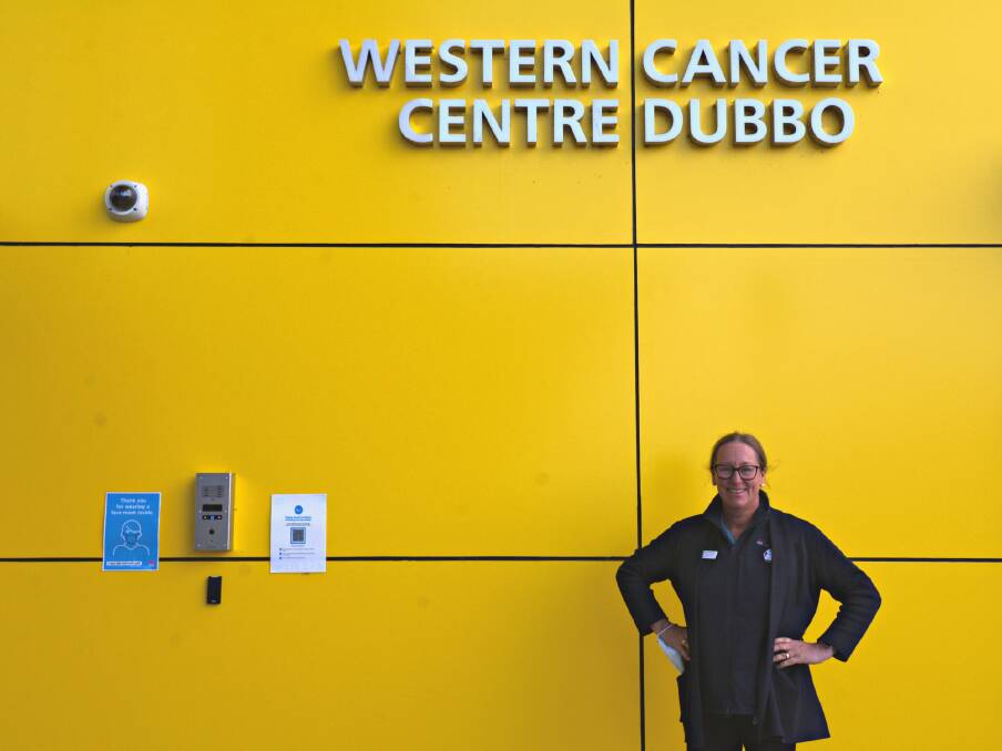 Catherine Osborne in front of the Western Cancer Centre in Dubbo. Picture: Bageshri Savyasachi