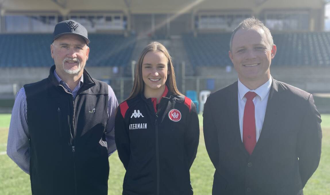 Bathurst councillor Ian North, Western Sydney Wanderers footballer Cusha Rue and Wanderers CEO Scott Hudson in front of Carrignton Park, which will host an A-League Women's match later this year. Picture by Bradley Jurd 