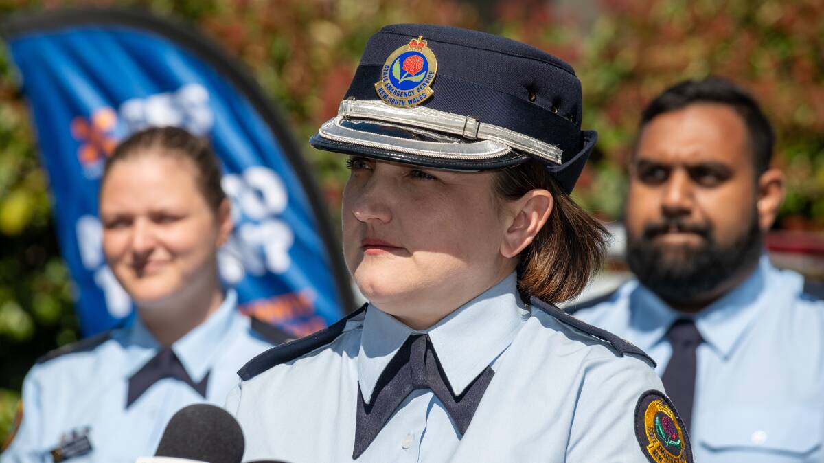 SES NSW Western Zone Chief Superintendent Brigid Rice speaks to the media on Tuesday morning. Picture by James Arrow