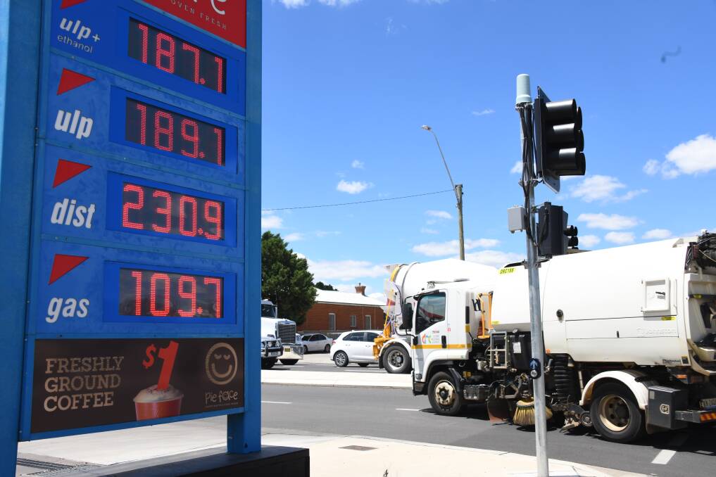 United petroleum Dubbo has some of the cheapest fuel in the region. Picture by Amy McIntyre 