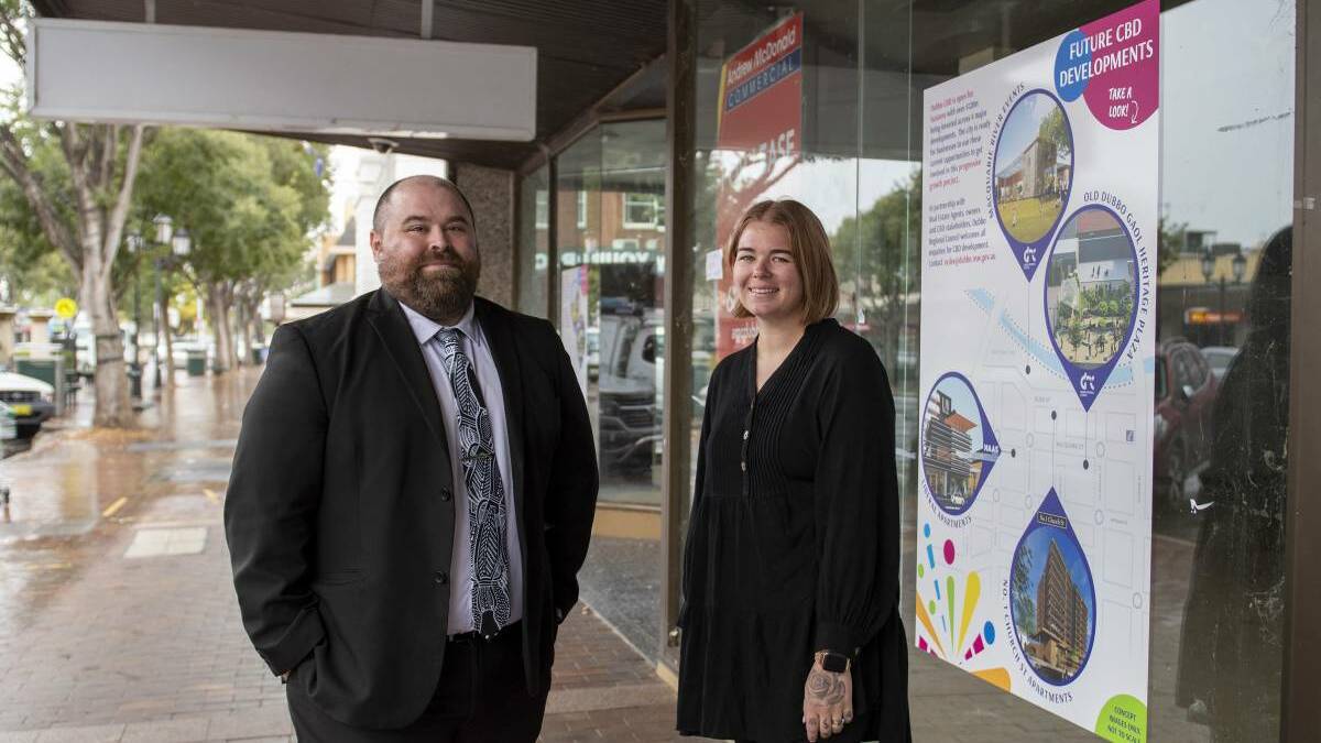 THE FUTURE OF BUSINESS: Chamber of Commerce vice president Jason Dearmer and president Errin Williamson. Picture: BELINDA SOOLE
