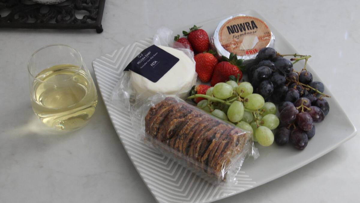 Welcome to Hindmarsh Park Holiday Cottage … a platter of local goodies.