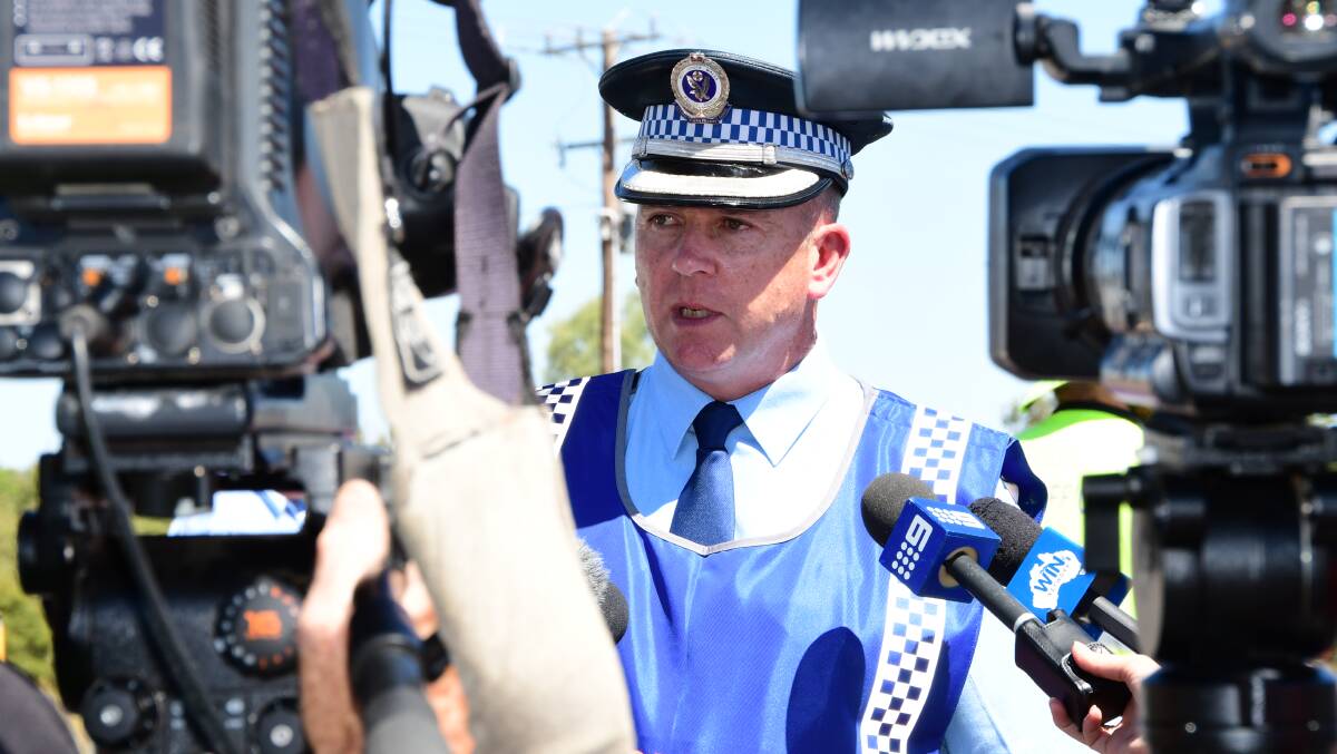 HORROR ACCIDENT: Superintendent Peter McKenna at a briefing after the tragedy. Photo: BELINDA SOOLE.