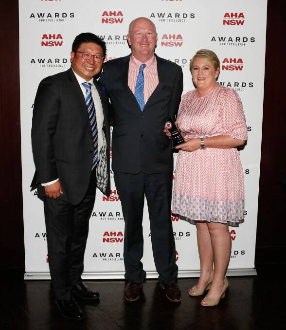 WINNERS: Sidney Lin from St George, with Ash and Lib Walker from the Armatree Hotel received their award for Best Bush Hotel. Photo: CONTRIBUTED