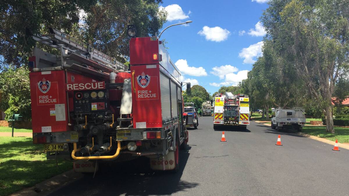 ON SITE: Emergency services are at the scene of a reported gas leak in East Dubbo. Photo: ZAARKACHA MARLAN