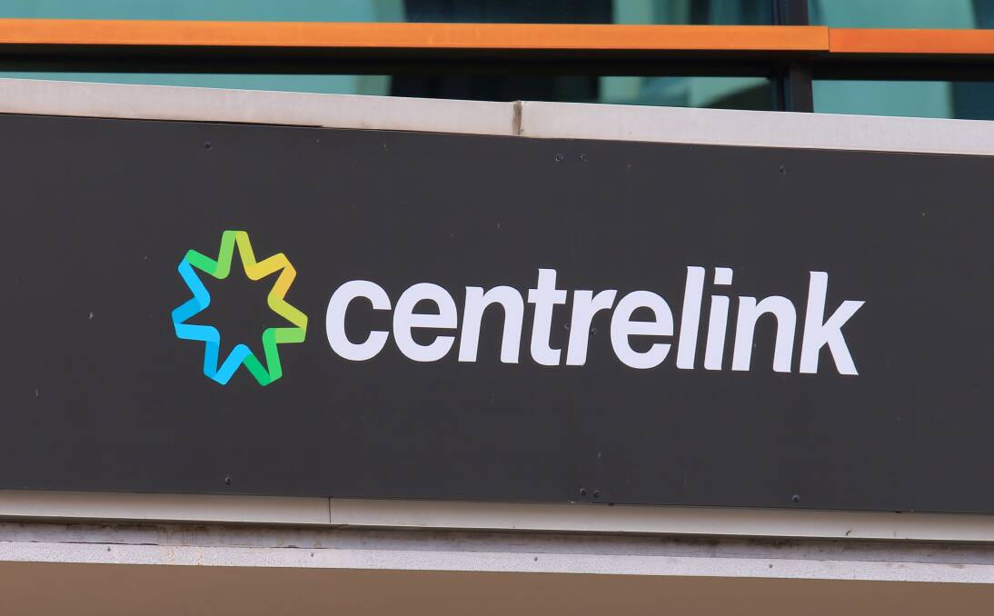Man threatens to 'knock out' Centrelink worker after pay mix up
