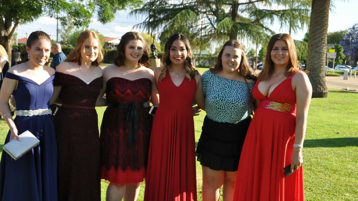 IT'S HAPPENING: School formals, similar to this one in 2018, can go ahead in term 4. Photo: Karen Weekes, Dubbo College