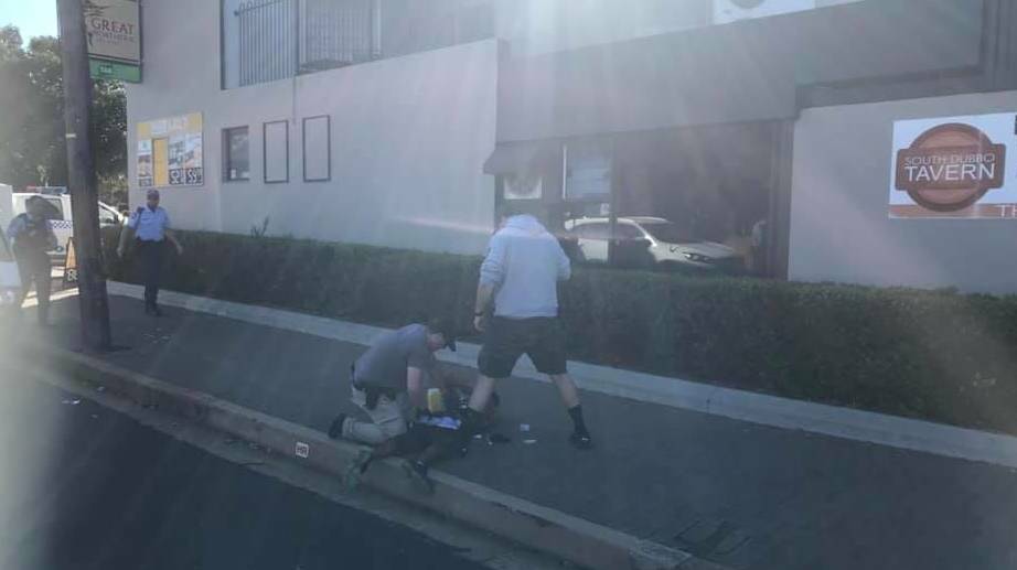 GOTCHA: Police arresting Bourke man Derryam Grimes in Dubbo. Photo: NSW Police